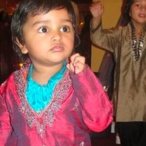 Meet your Posher, Om